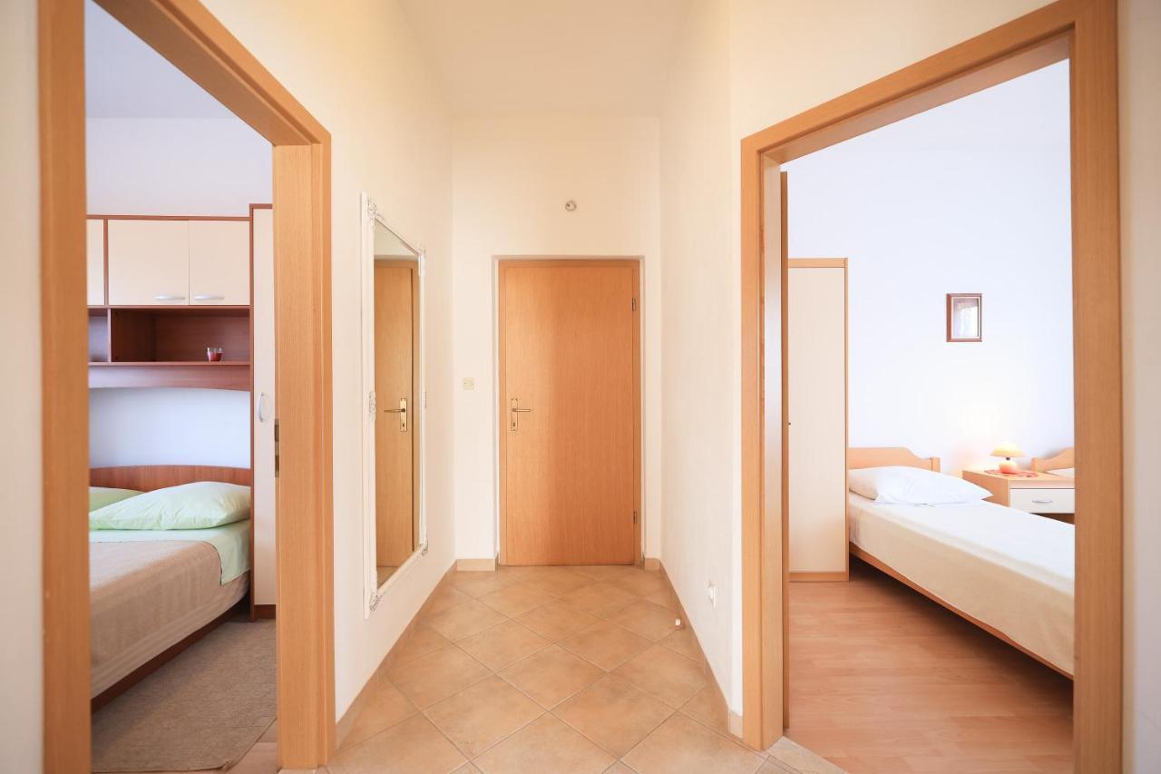 פטרצ'אנה Apartments Ana מראה חיצוני תמונה