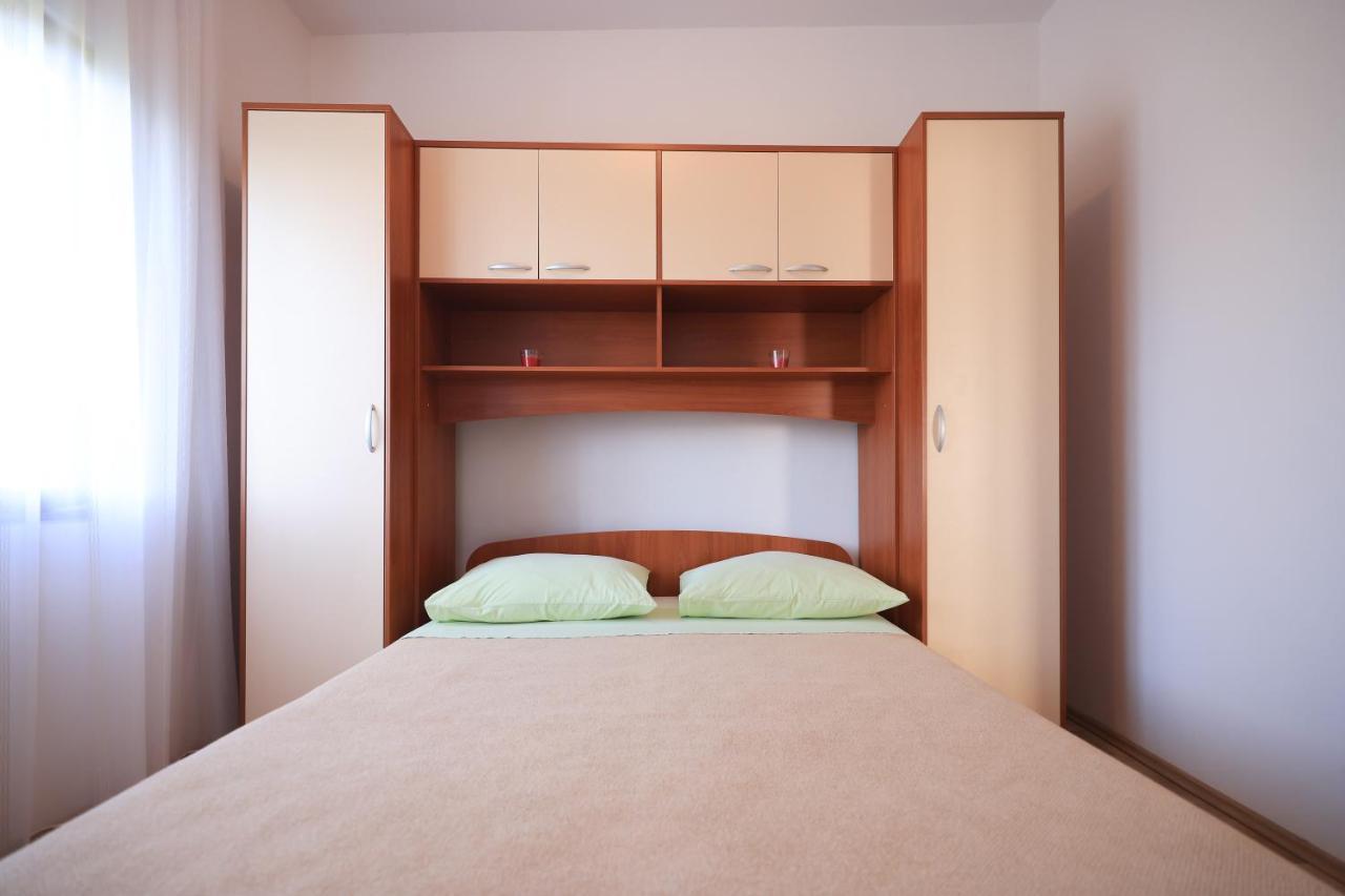פטרצ'אנה Apartments Ana מראה חיצוני תמונה
