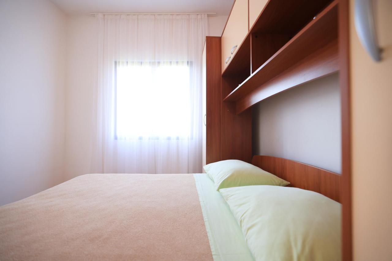 פטרצ'אנה Apartments Ana מראה חיצוני תמונה